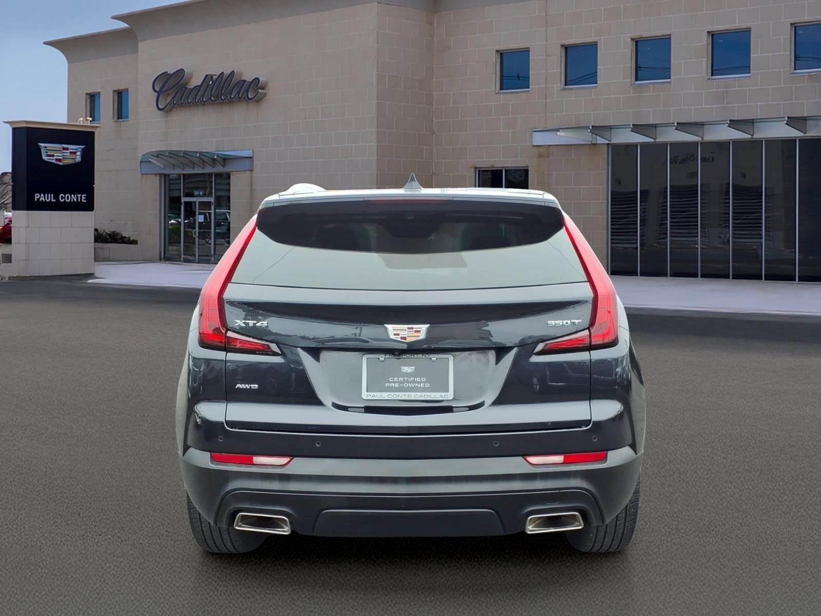 Certified 2023 Cadillac XT4 Luxury w/ Cold Weather Package AWD/4WD image 6