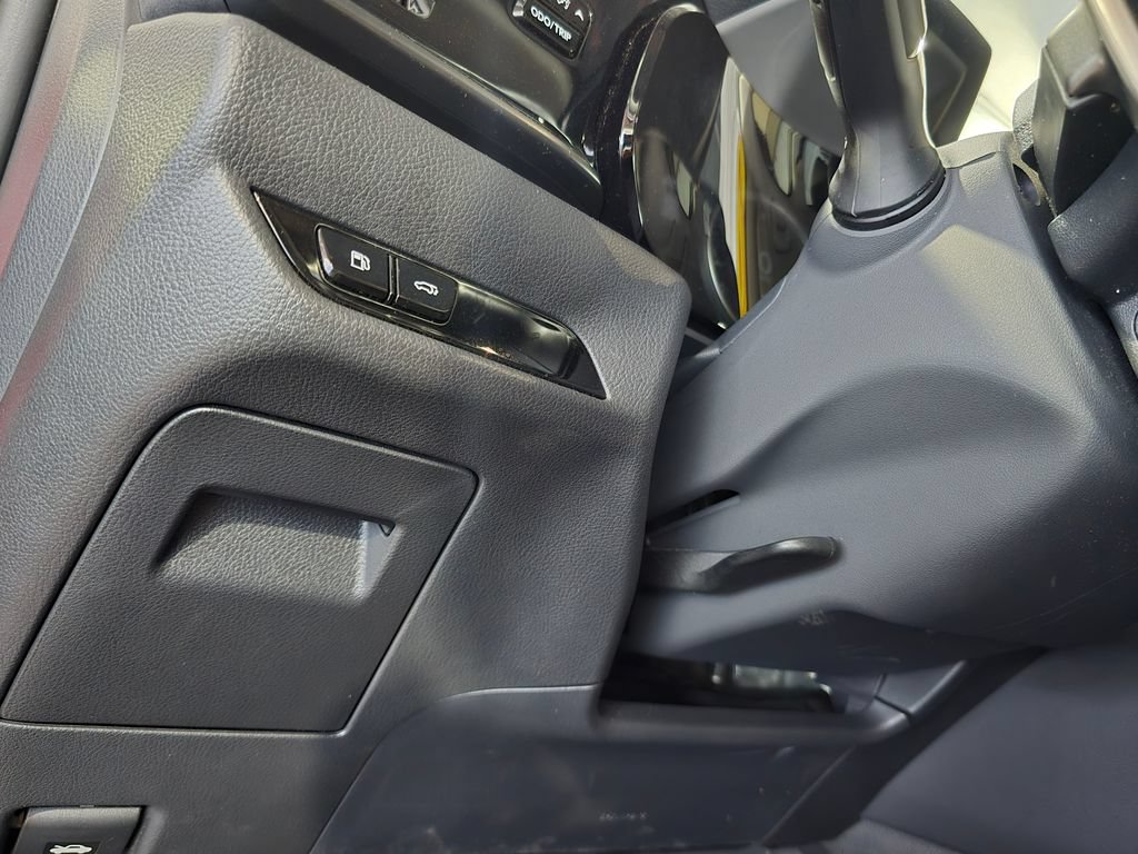 Used 2025 Lexus NX 250 FWD image 14