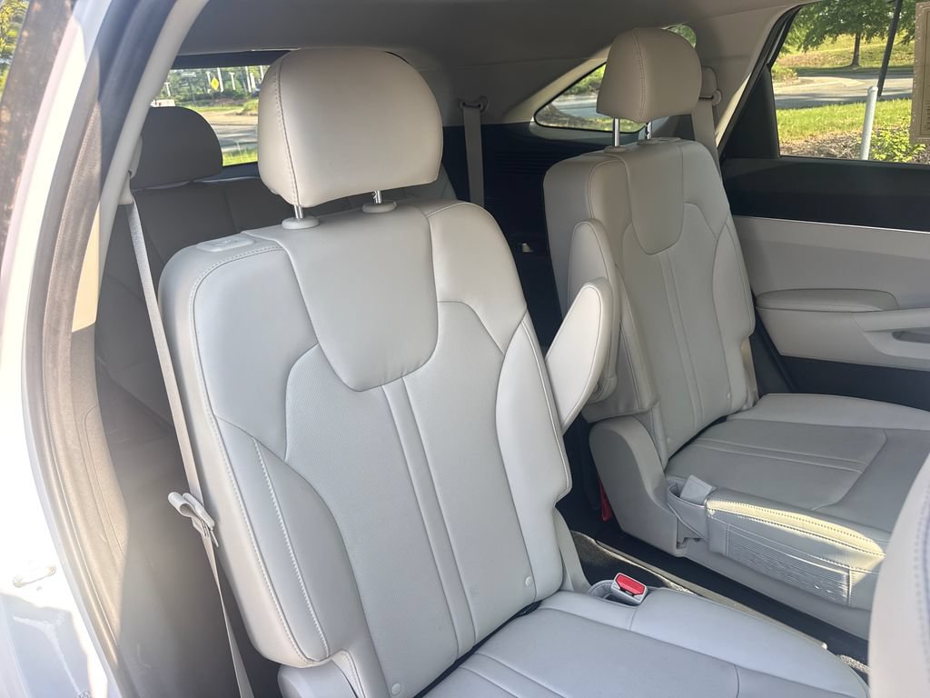 Used 2023 Kia Sorento EX w/ Panoramic Sunroof Package FWD image 34