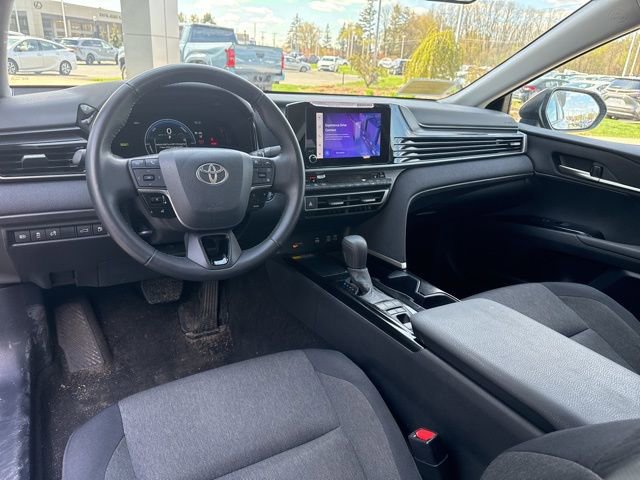 Used 2025 Toyota Camry LE w/ Convenience Package AWD/4WD image 27