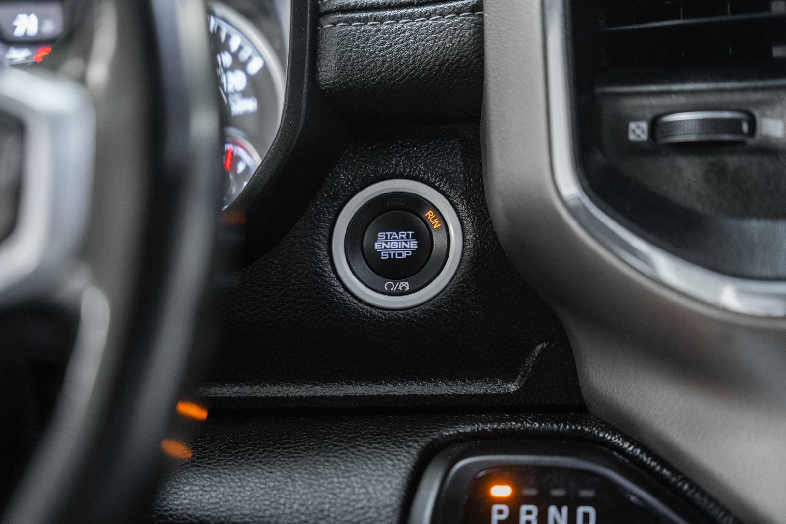 Used 2022 RAM 1500 Laramie AWD/4WD image 30