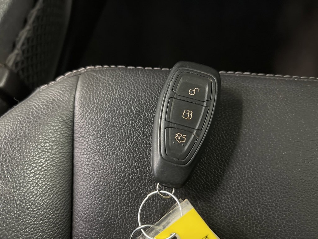 Used 2014 Ford C-MAX SEL w/ Equipment Group 302A image 40