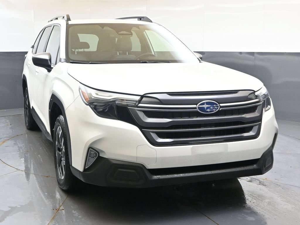 Certified 2025 Subaru Forester Premium AWD/4WD image 8