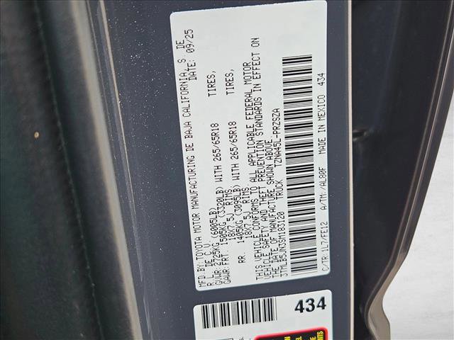 Used 2025 Toyota Tacoma TRD Sport AWD/4WD image 19
