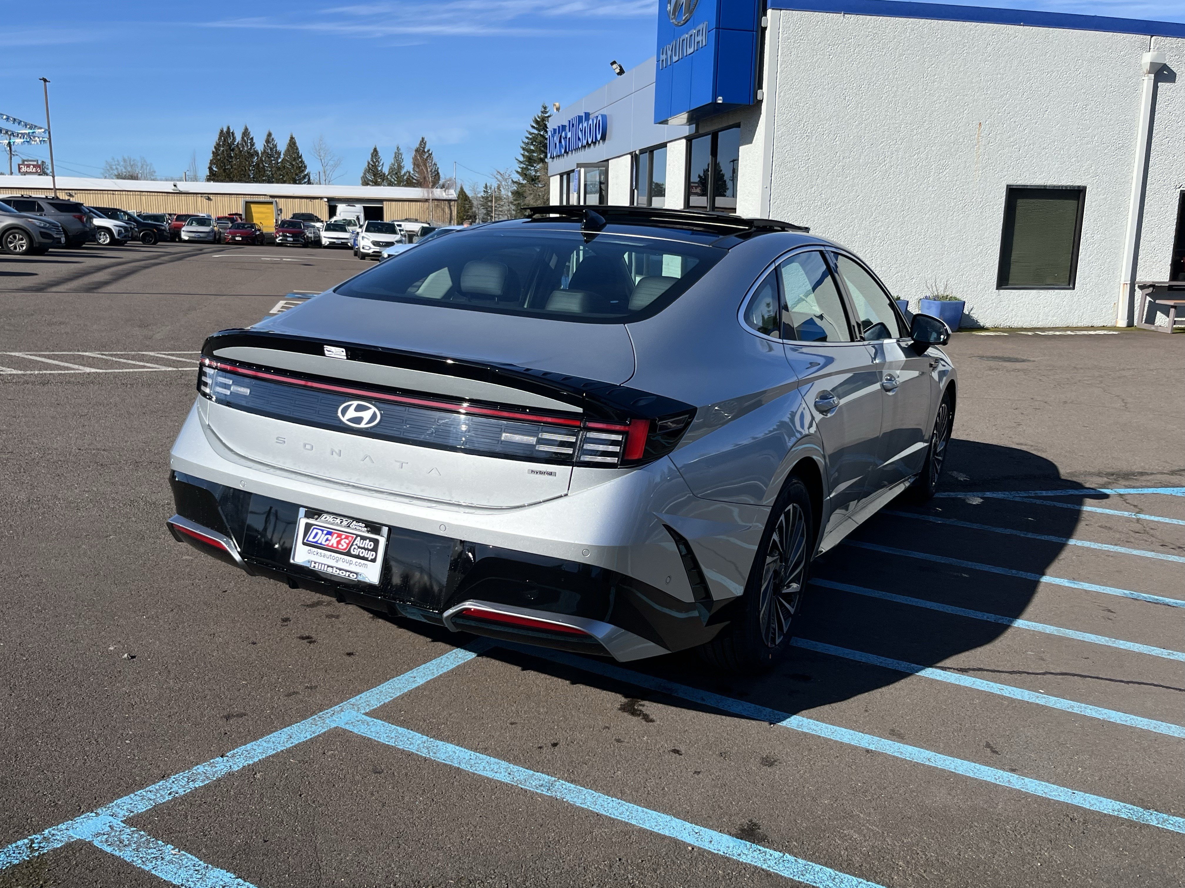 New 2026 Hyundai Sonata Limited FWD image 5