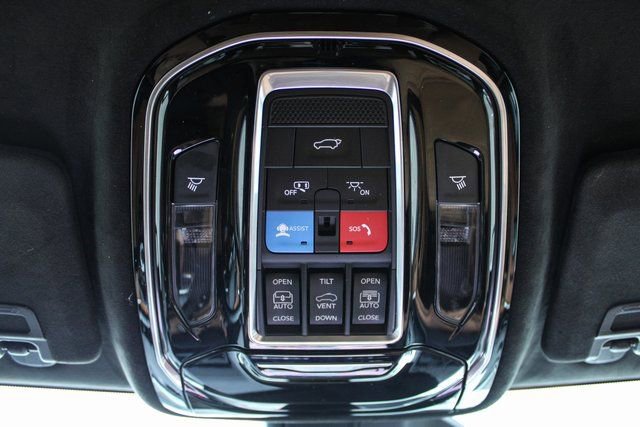 Used 2023 Jeep Grand Cherokee L Summit image 33