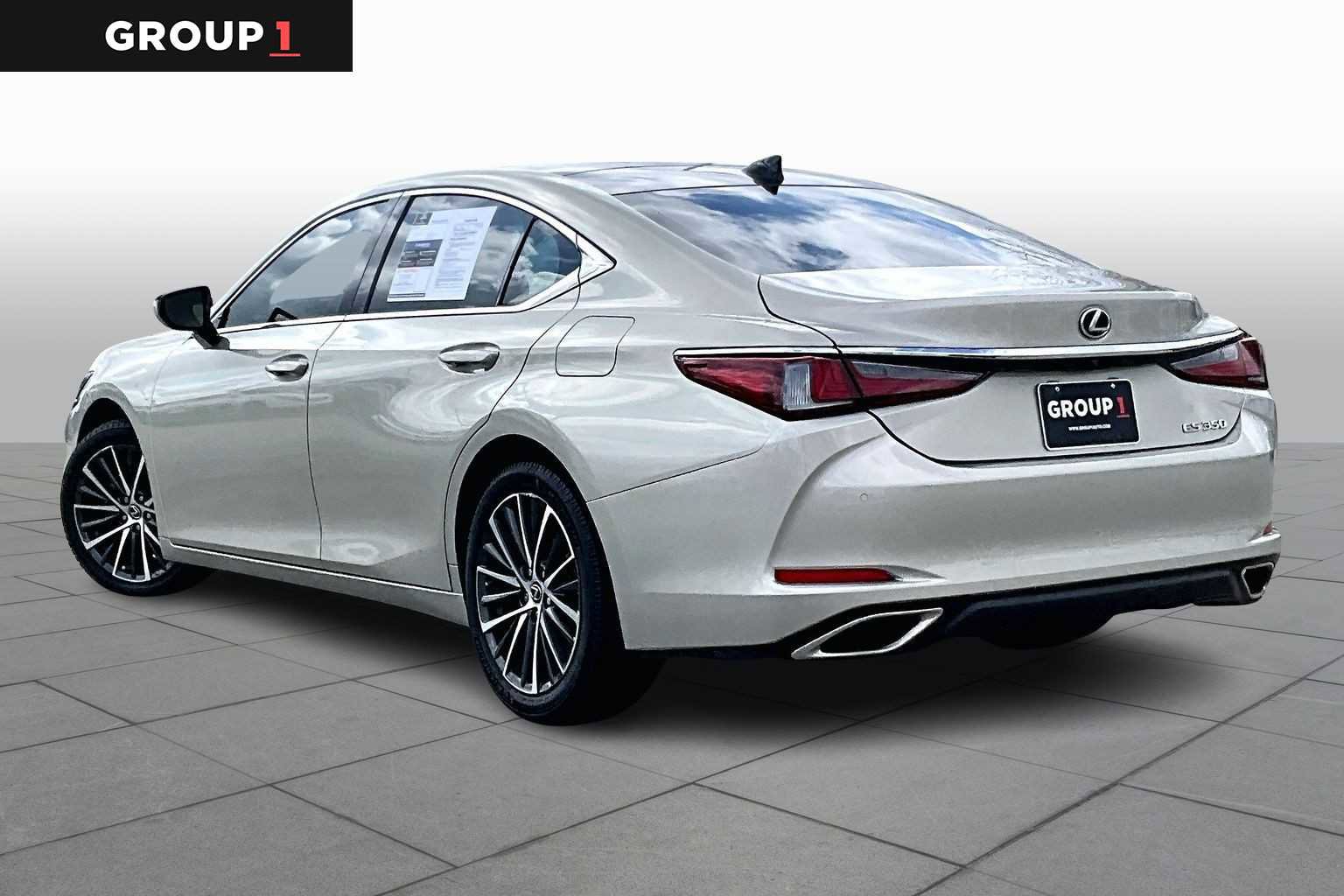 Certified 2023 Lexus ES 350 w/ Premium Package image 10