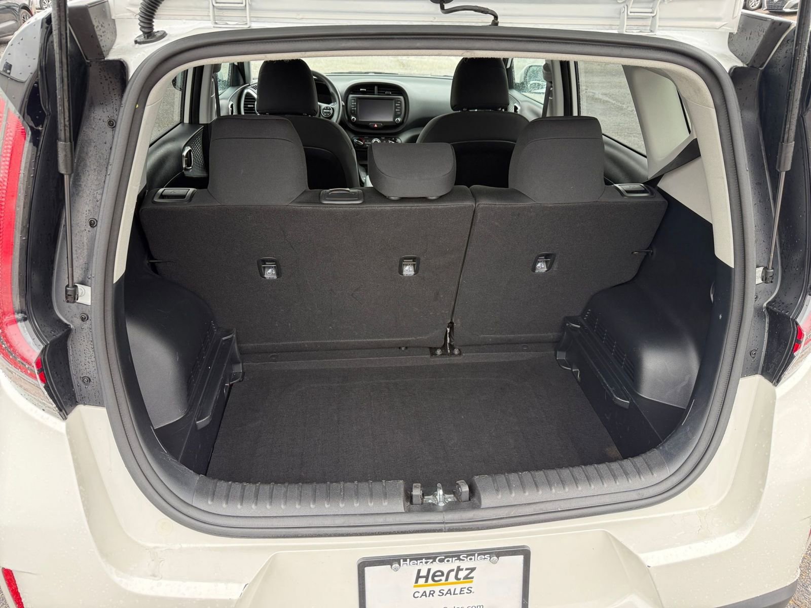 Used 2025 Kia Soul LX w/ LX Technology Package image 31