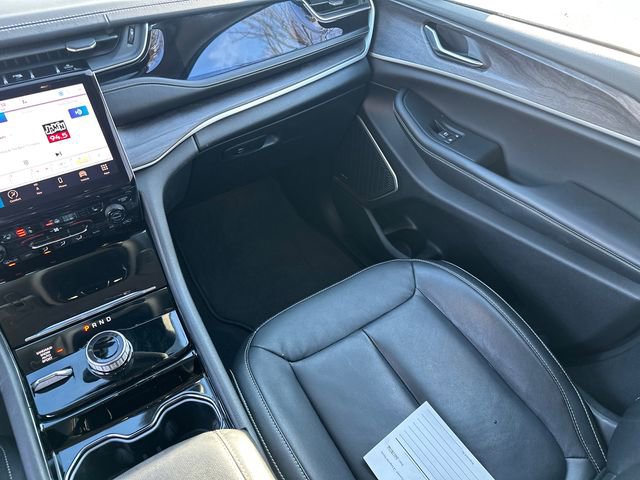 Used 2022 Jeep Grand Cherokee L Limited w/ Trailer Tow Group (B) image 25