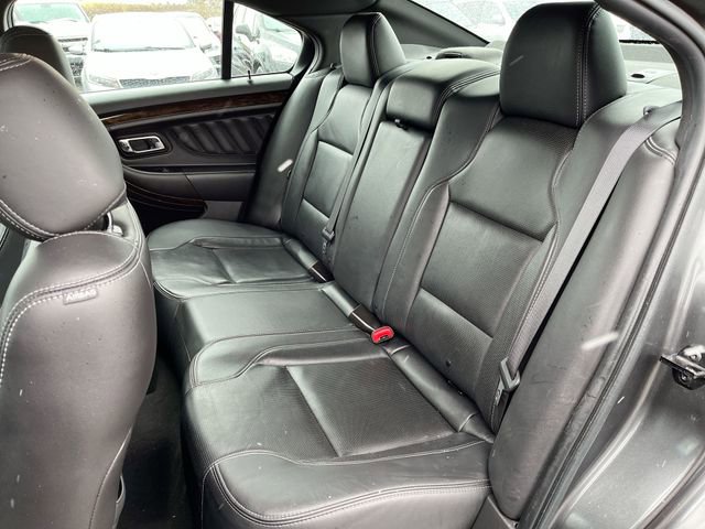 Used 2019 Ford Taurus Limited image 25