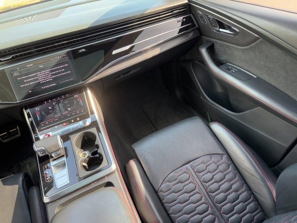 Used 2021 Audi RS Q8 4.0 TFSI quattro image 27