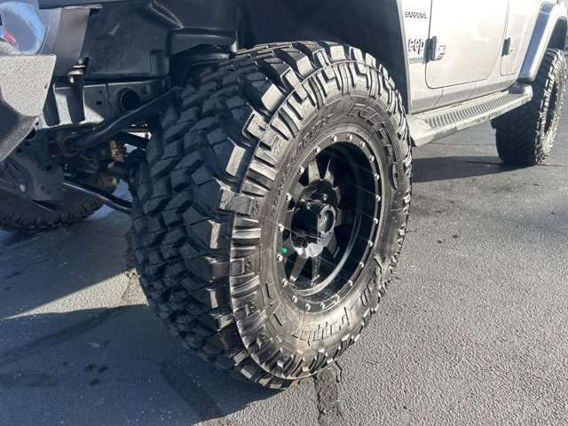 Used 2018 Jeep Wrangler Unlimited Sahara image 11