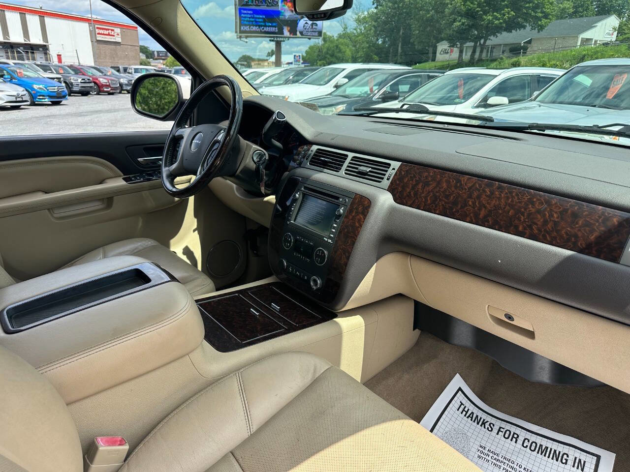 Used 2011 GMC Yukon XL Denali AWD/4WD image 42