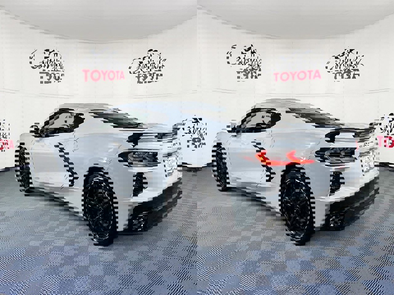 Used 2020 Chevrolet Corvette Stingray Premium Cpe w/ 3LT Preferred Equipment Group image 5