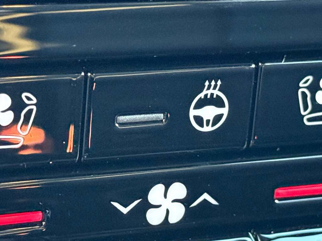 New 2025 Jeep Grand Cherokee L Limited w/ Luxury Tech Group II image 29