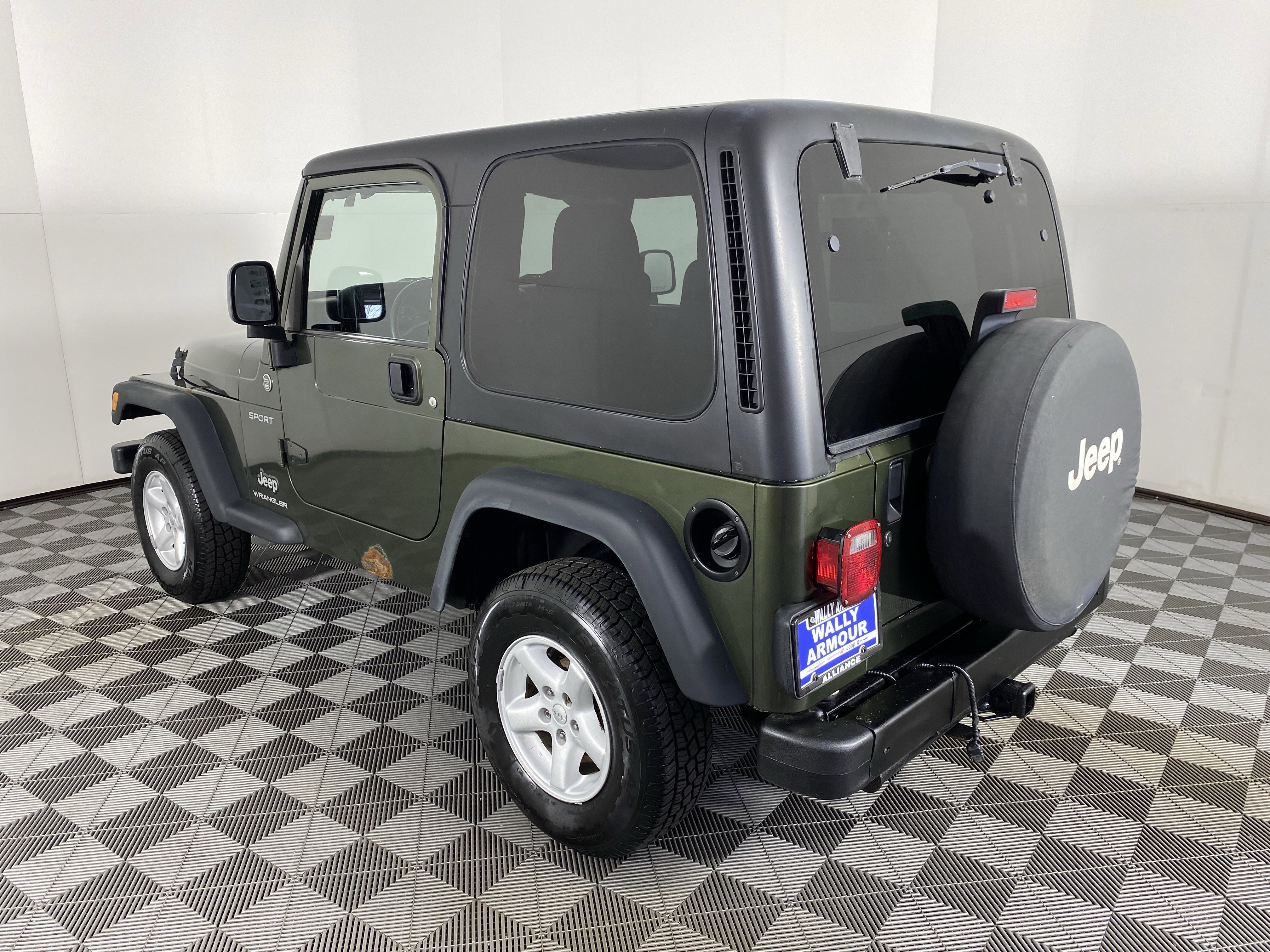 Used 2006 Jeep Wrangler X w/ Tire & Wheel Group (Ecco) AWD/4WD image 5