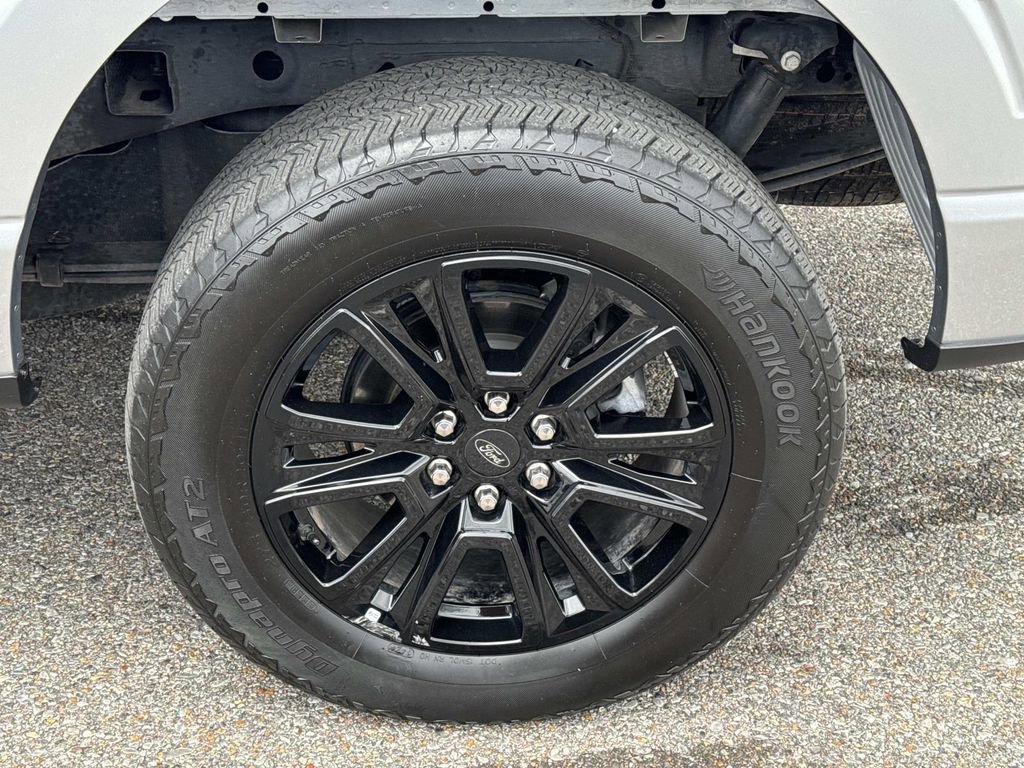 Used 2024 Ford F150 Platinum w/ Equipment Group 702A High image 4