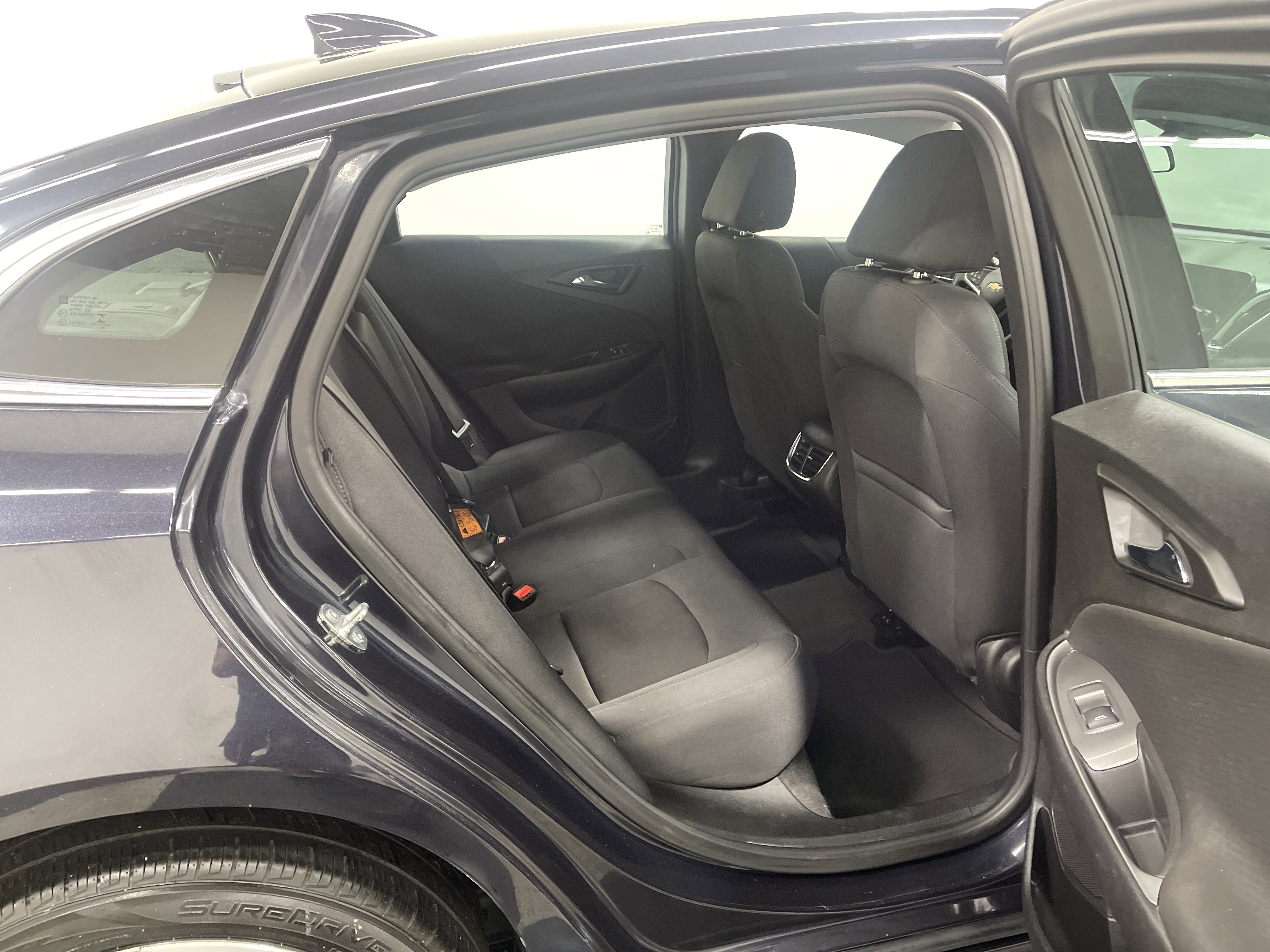 Used 2023 Chevrolet Malibu LT FWD image 19