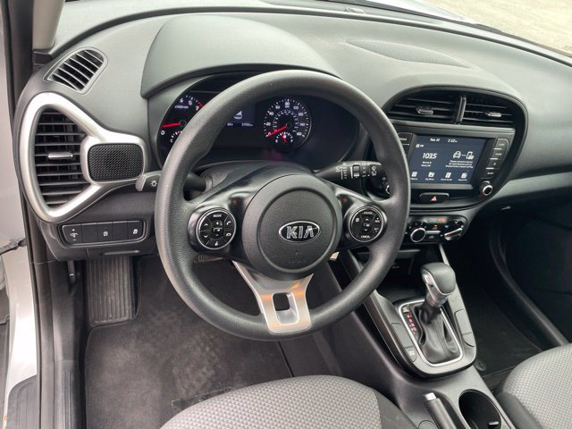 Used 2020 Kia Soul LX FWD image 25