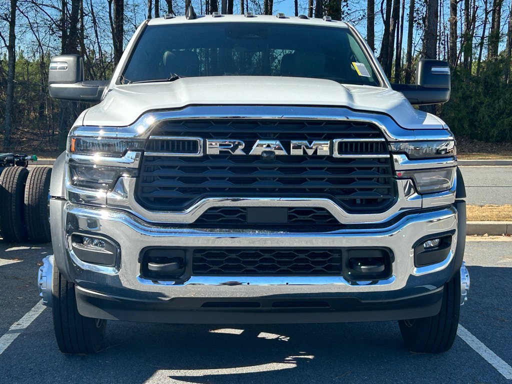 New 2026 RAM 5500 Tradesman w/ Chrome Appearance Group image 2