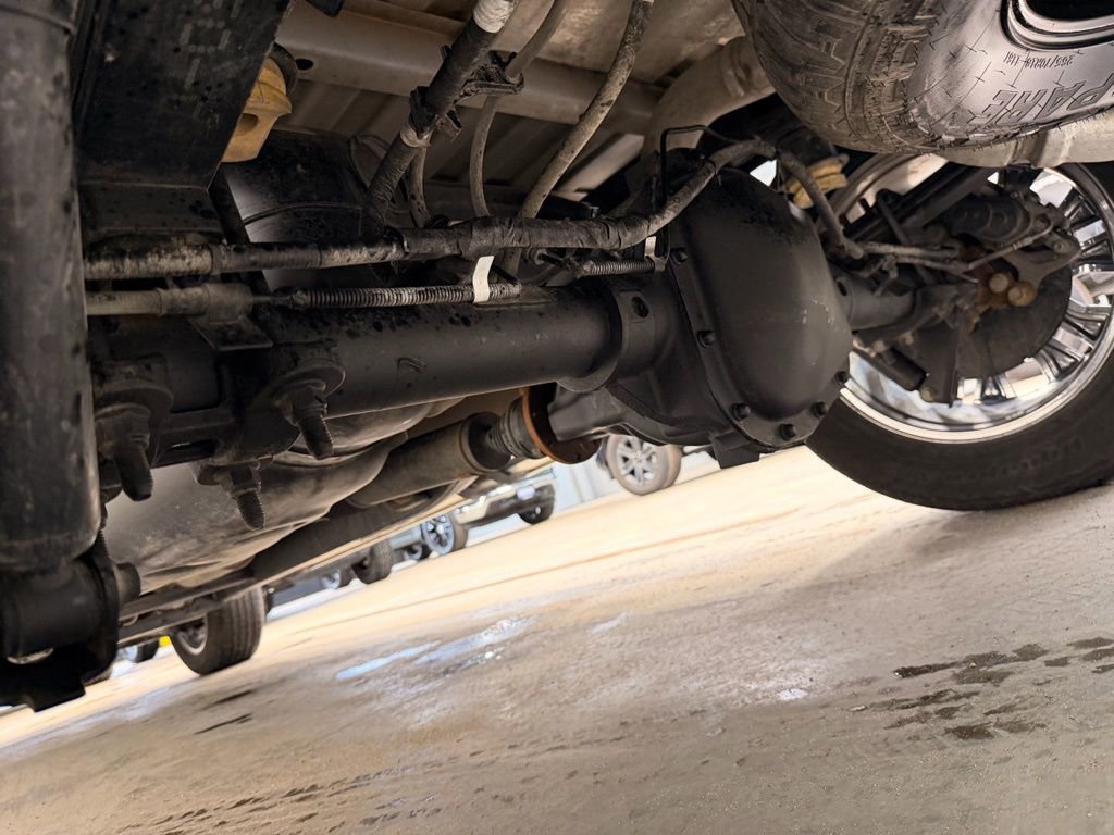 Used 2025 Ford F150 Lariat w/ Tow/Haul Package image 58