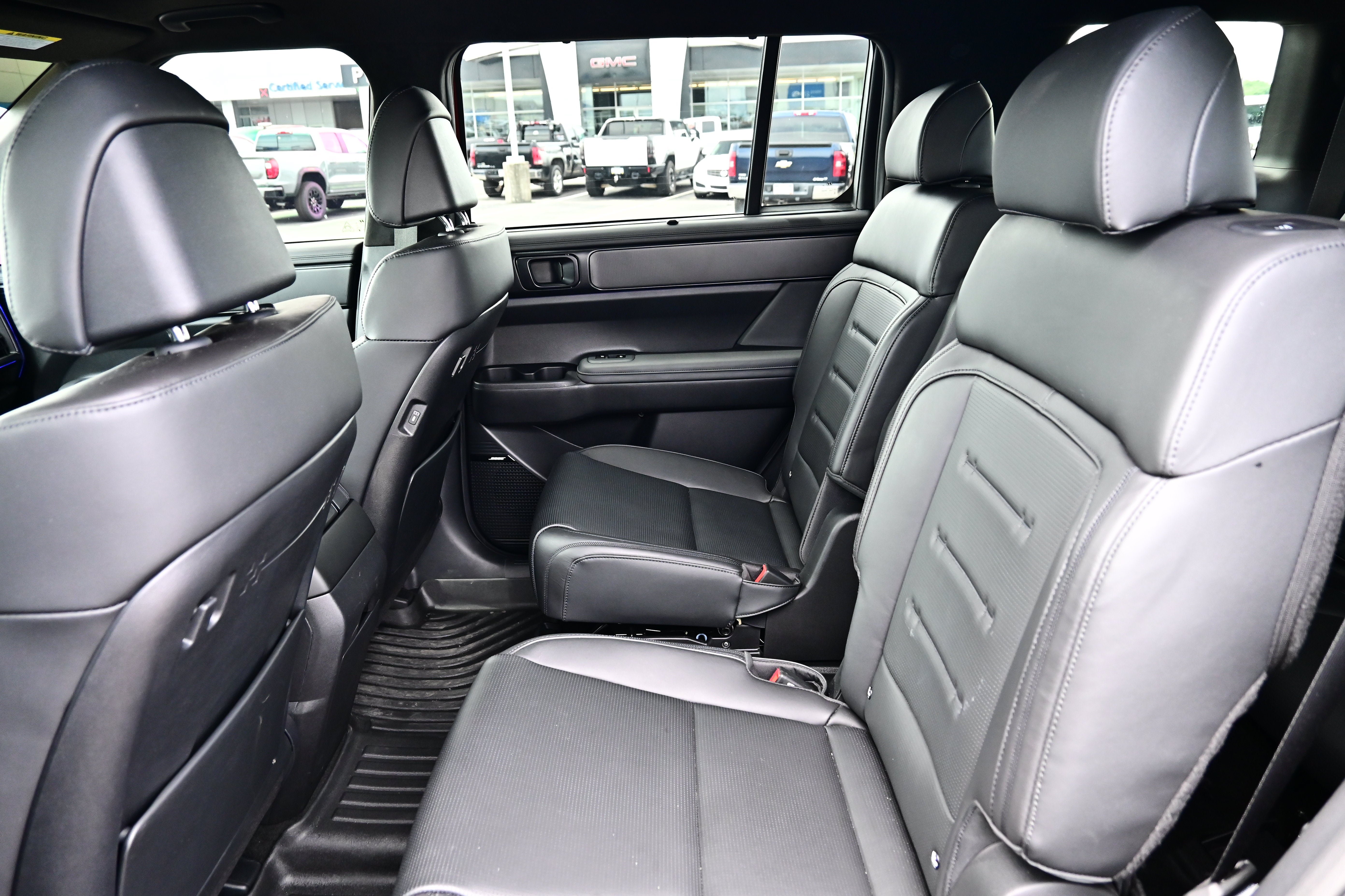Used 2024 Hyundai Santa Fe Calligraphy AWD/4WD image 15