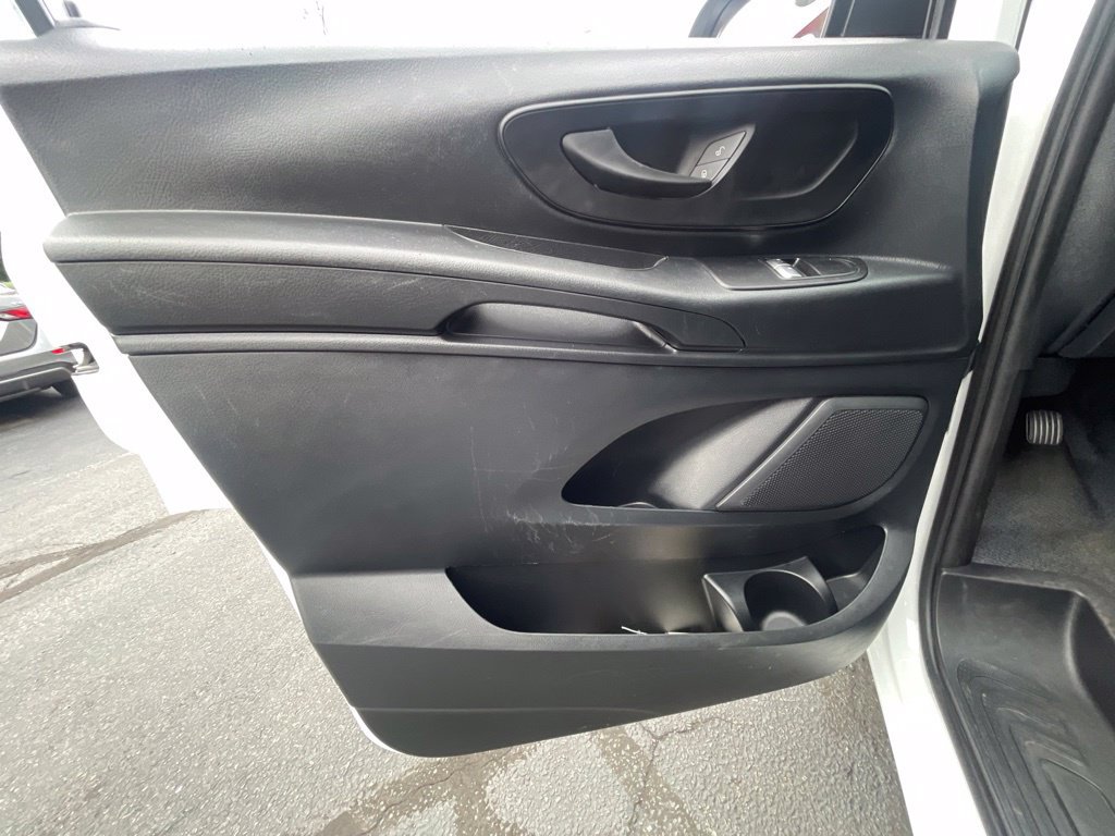 Used 2023 Mercedes-Benz Metris image 18