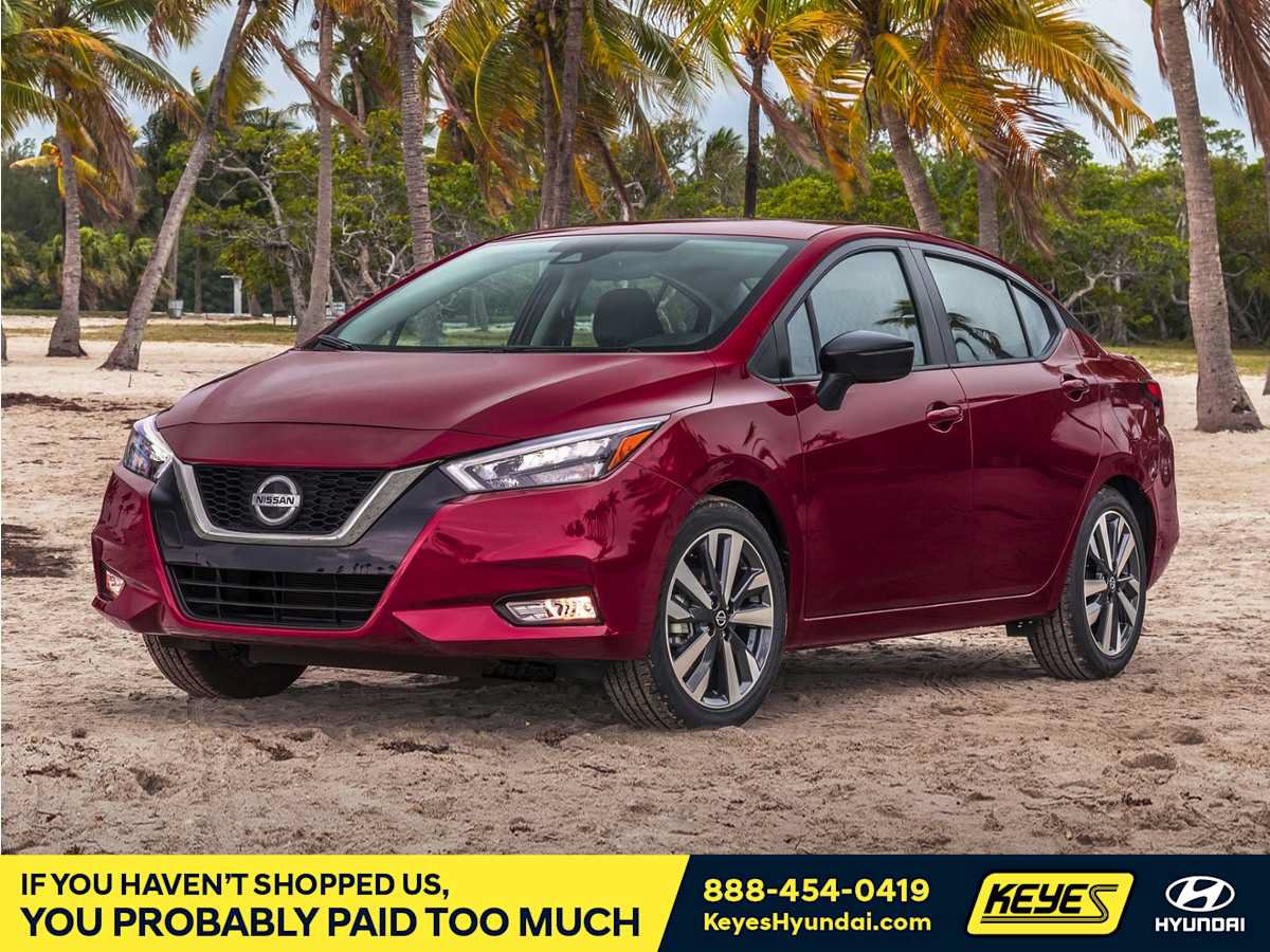 Used 2020 Nissan Versa SV FWD image 1