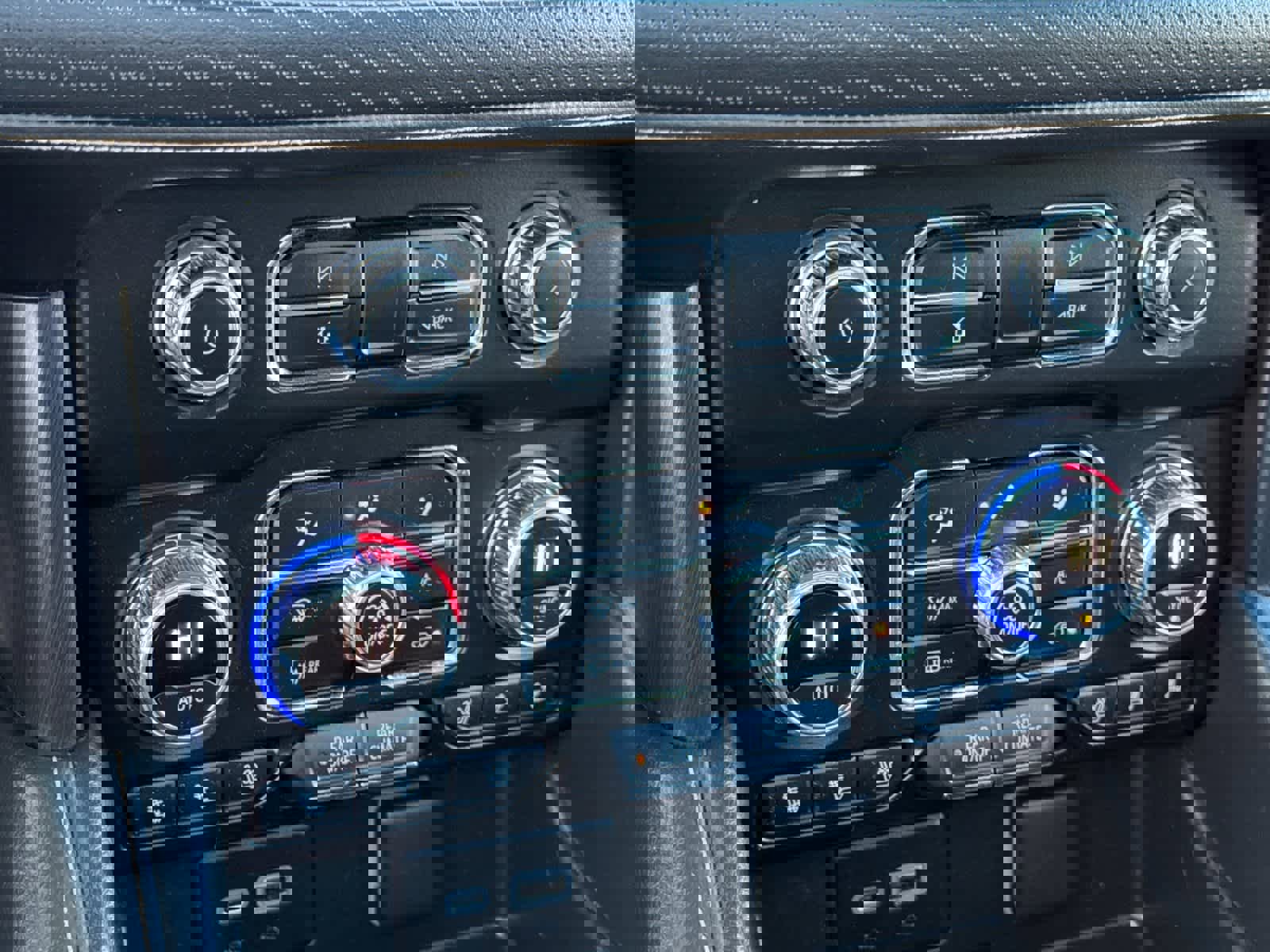 Used 2021 GMC Yukon XL AT4 w/ Rear Media and Nav Package image 22