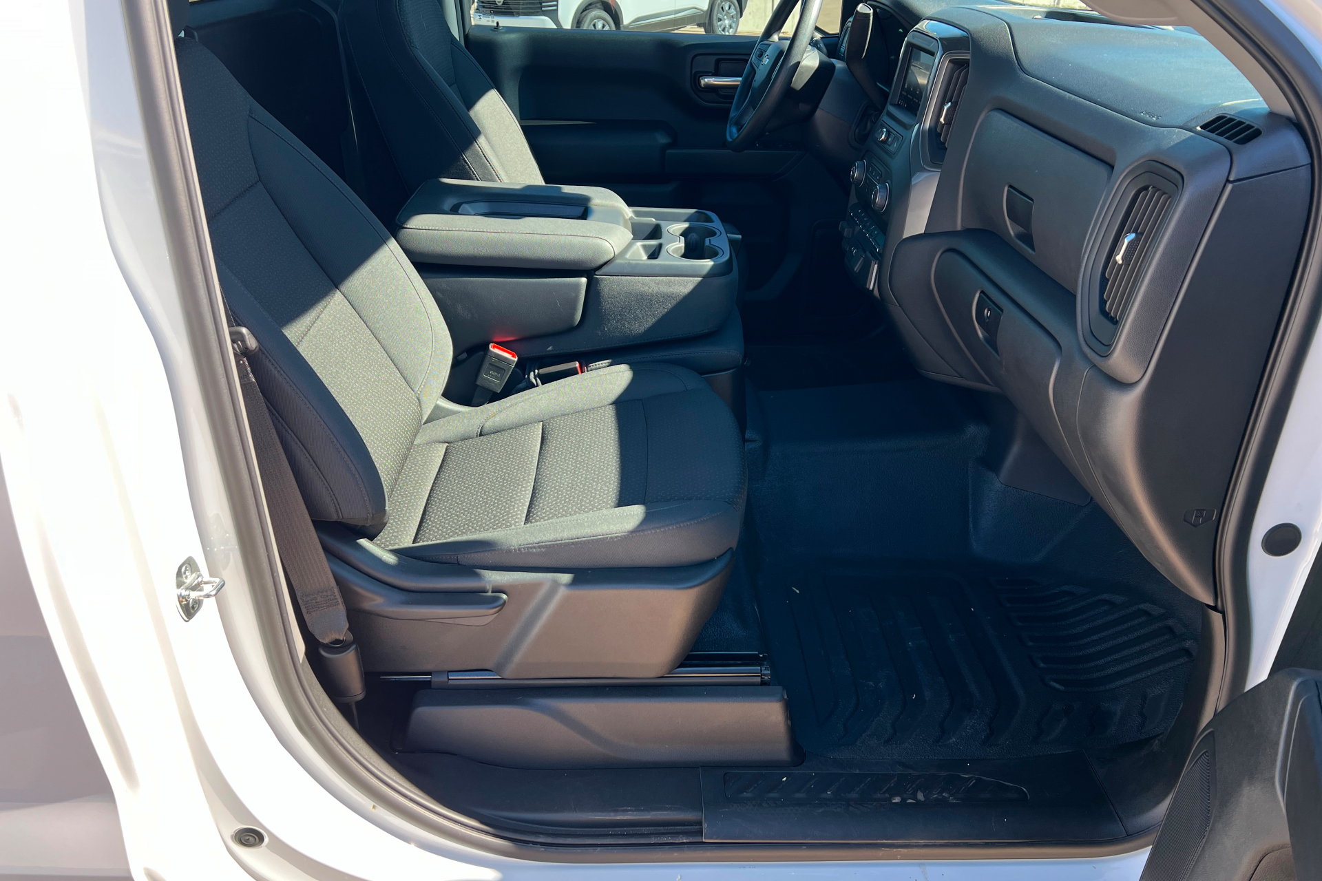 Used 2026 Chevrolet Silverado 1500 W/T w/ Trailering Package RWD image 17