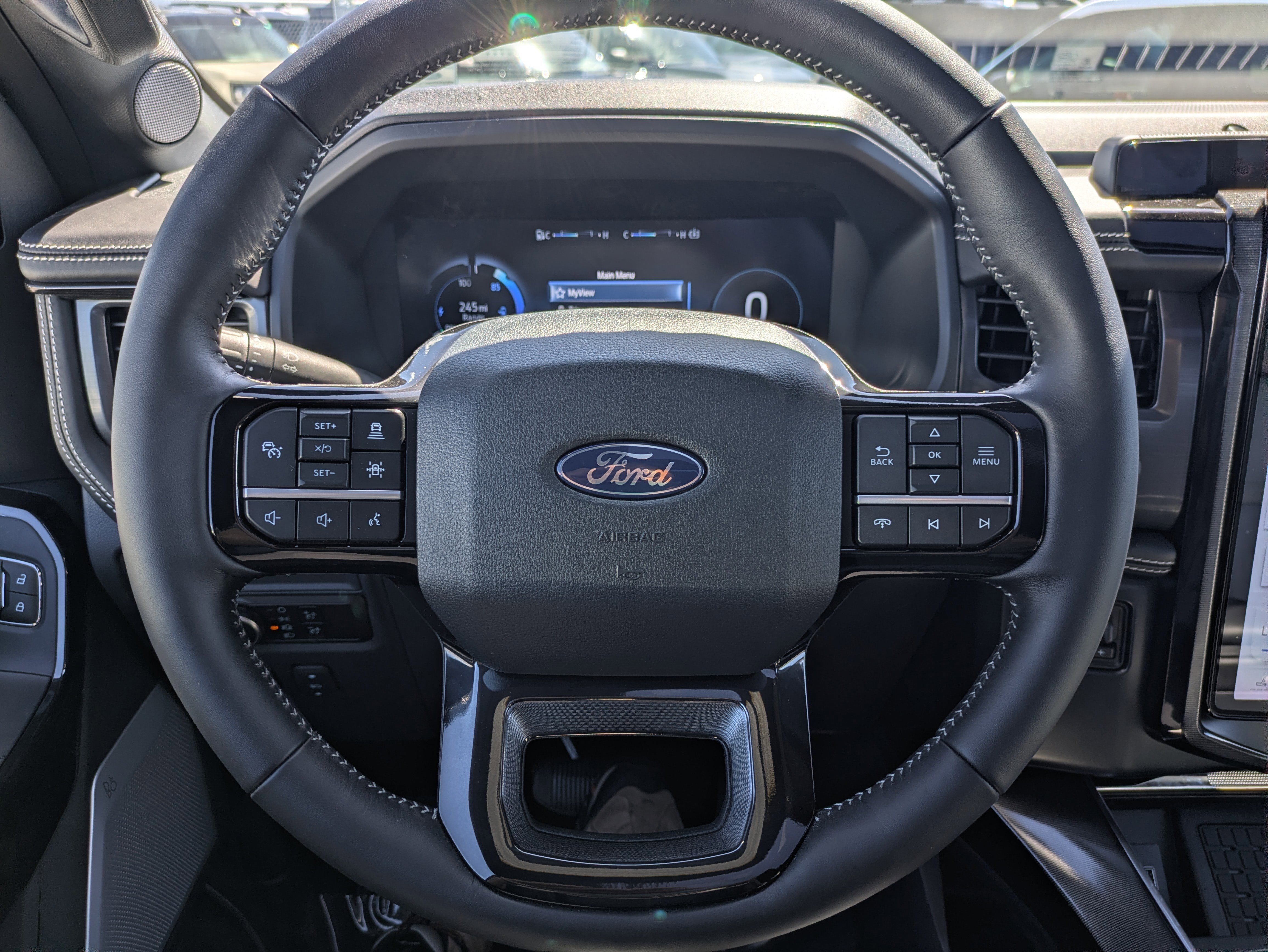 New 2025 Ford F150 Lightning Platinum image 29