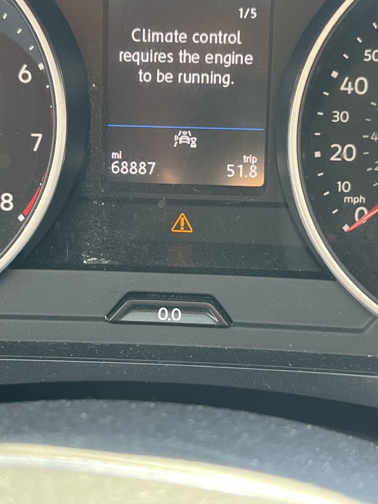 Used 2021 Volkswagen Tiguan SE FWD image 2