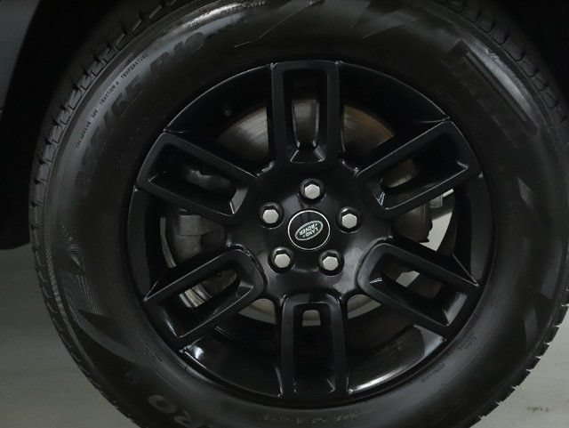 Certified 2023 Land Rover Defender 110 S AWD/4WD image 39