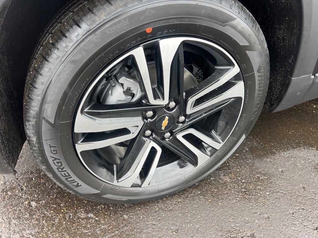 New 2026 Chevrolet TrailBlazer LT w/ Convenience Package FWD image 3
