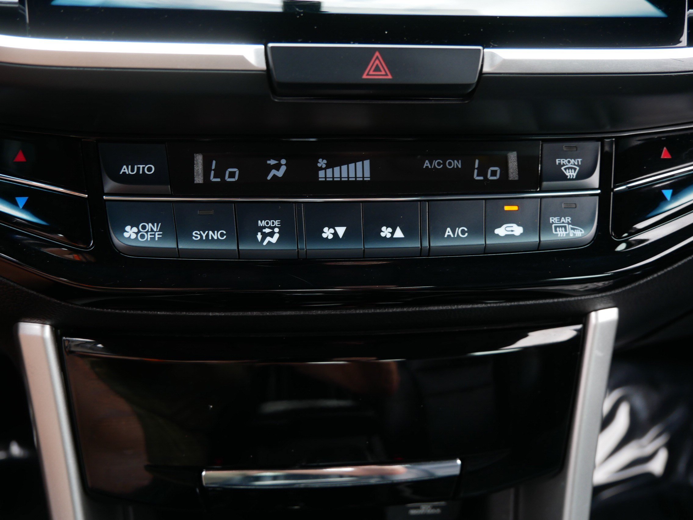 Used 2017 Honda Accord EX-L image 23