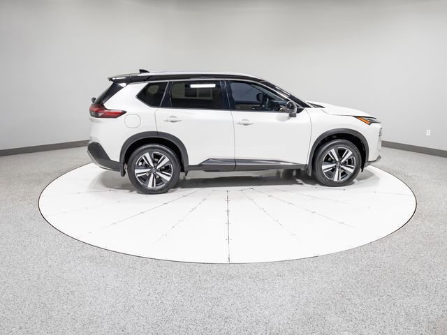 Used 2023 Nissan Rogue Platinum AWD/4WD image 31
