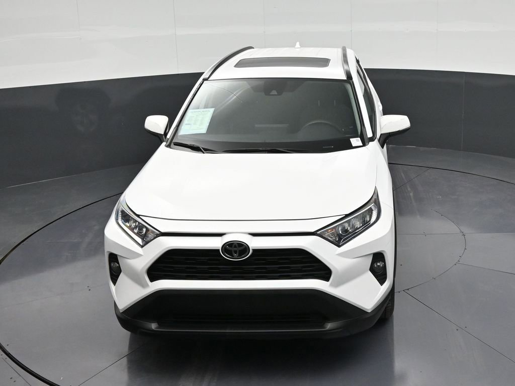 Used 2021 Toyota RAV4 XLE w/ Convenience Package image 18