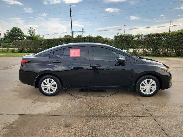 Certified 2025 Nissan Versa S w/ Trunk Package FWD image 4