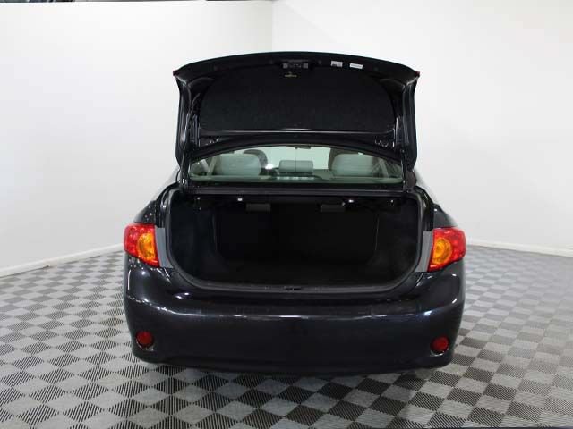 Used 2010 Toyota Corolla LE FWD image 15