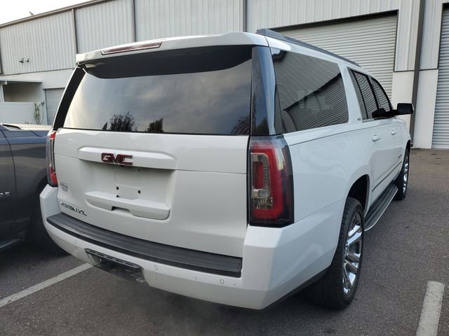 Used 2019 GMC Yukon XL SLT w/ Premium Edition image 4