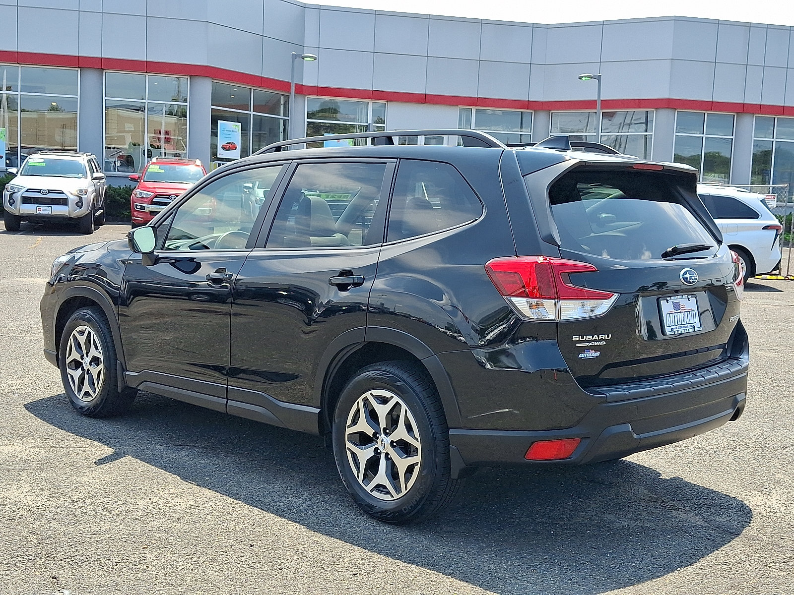Used 2021 Subaru Forester Premium AWD/4WD image 5