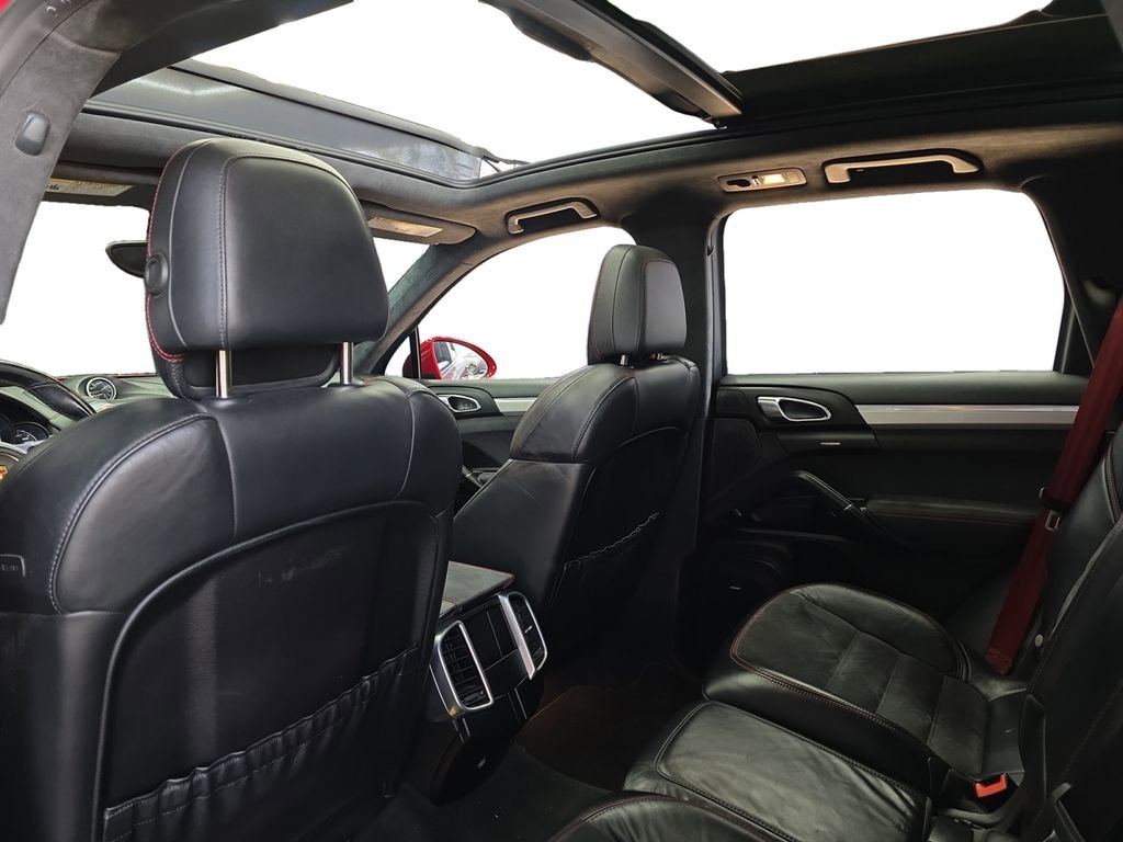 Used 2016 Porsche Cayenne GTS AWD/4WD image 13
