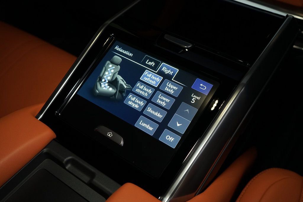 Used 2026 Lexus LX 700h Ultra Luxury image 27