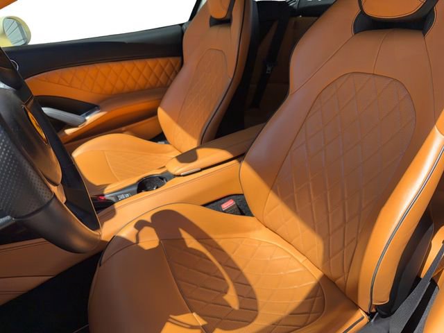 Used 2016 Ferrari California T RWD image 19