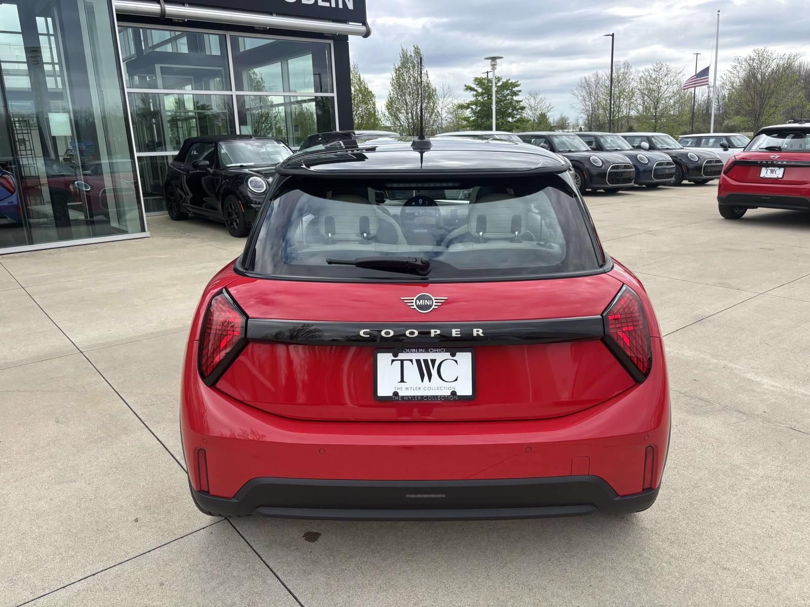 New 2026 MINI Cooper 2-Door Hardtop FWD image 6