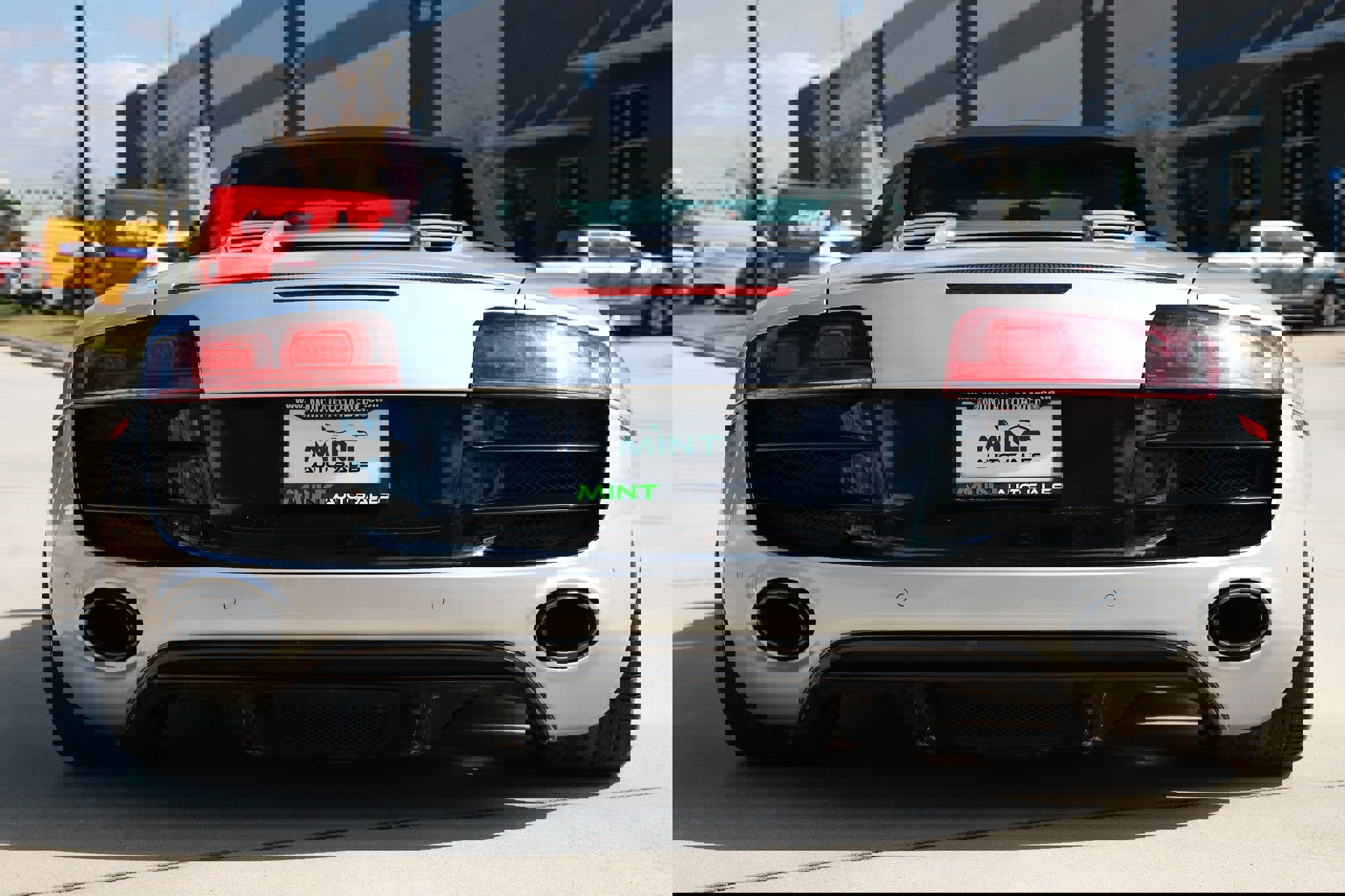 Used 2011 Audi R8 V10 image 12