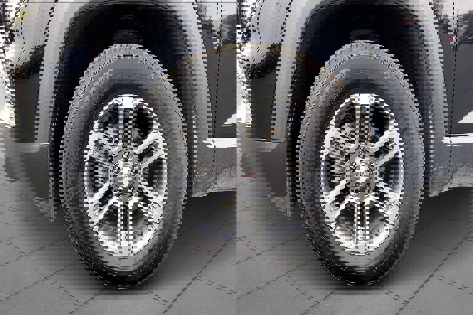 Used 2025 GMC Terrain Elevation image 11