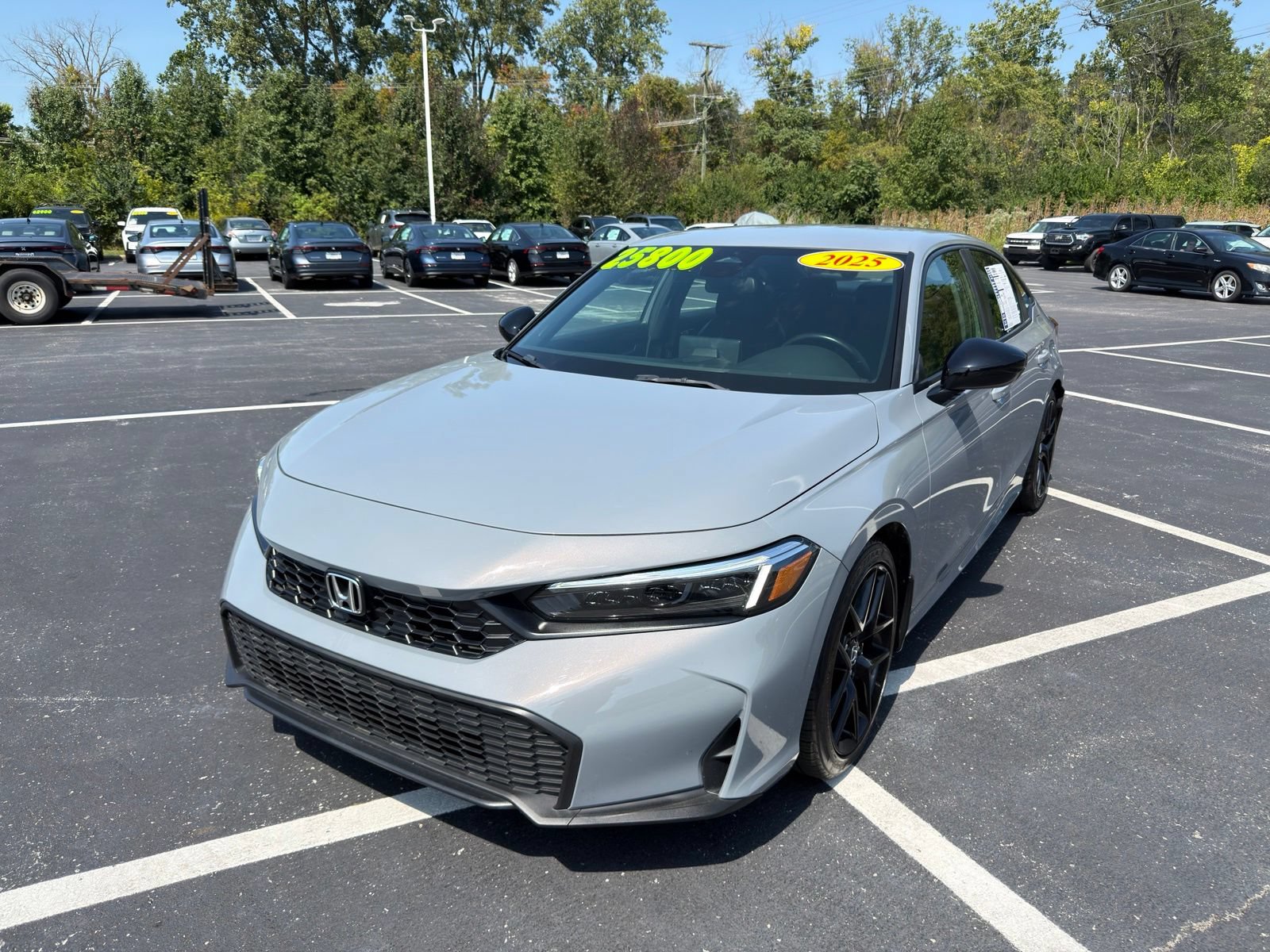 Used 2025 Honda Civic Sport image 2
