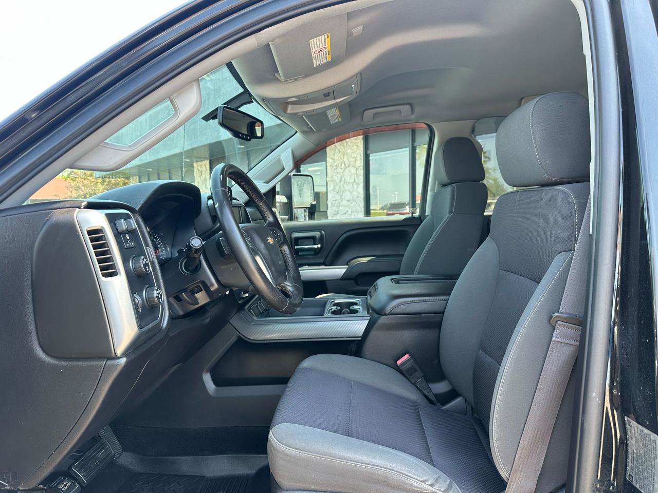 Used 2015 Chevrolet Silverado 3500 LT w/ LT Convenience Package AWD/4WD image 2