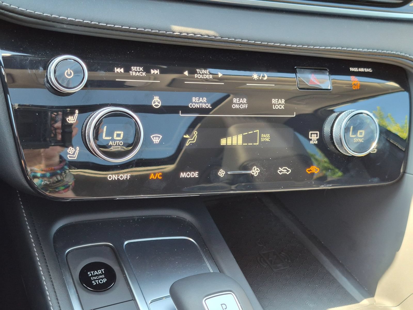 Used 2026 INFINITI QX60 Luxe w/ Cargo Package FWD image 25